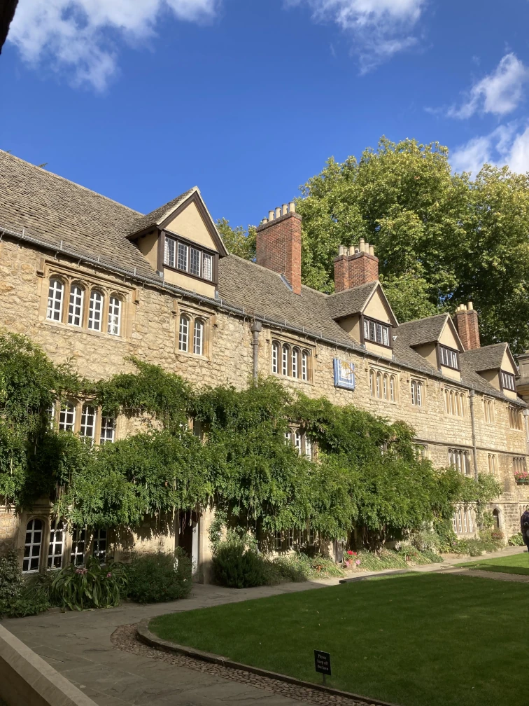 Oxford univerzita